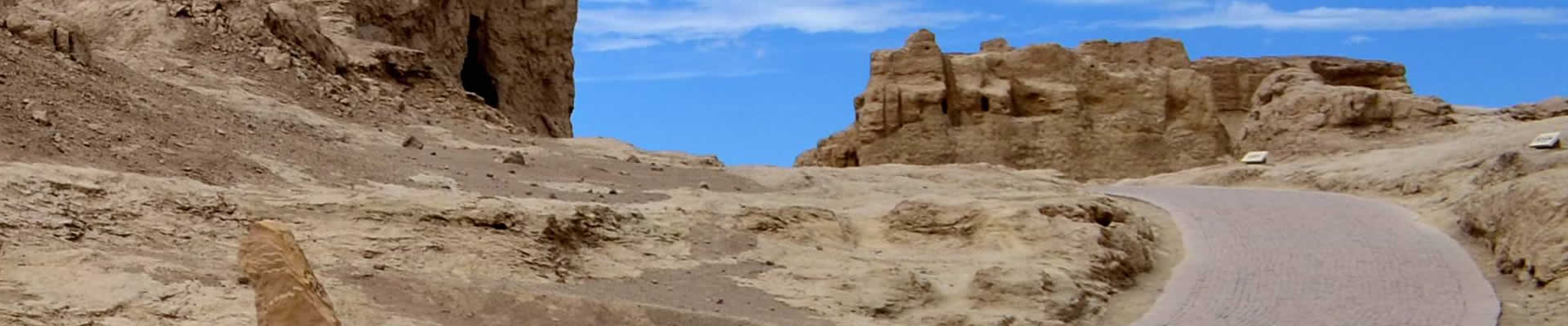 Book this 4 Days Urumqi and Turpan tour, set foot on the Xinjiang section of the silk road just like the ancient caravans. Explore the local custom of these two cities and discover local specialties. You will have unexpected gains.