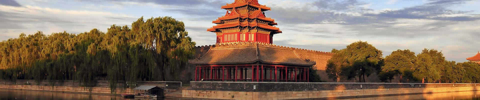 This Shanghai Beijing tour package is the ideal choice for first-time visitors to China as both of them are top China holiday destinations all year around.