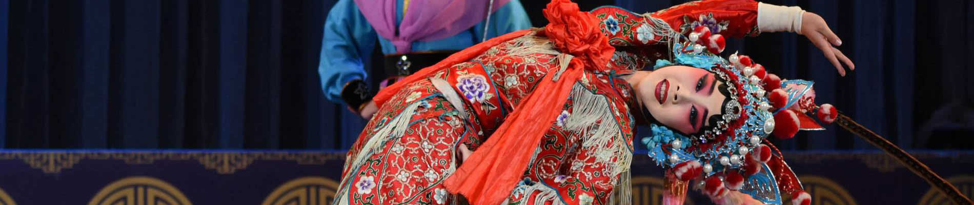 Our chengdu private tours is a personalised tour where you enjoy the benefits of having your own private vehicle and your own English speaking guide. We offer an exciting mix of Chengdu tours and unique Chengdu private tours so whether you would like a day out with a difference or a corporate incentive with a twist, we will customise the perfect experience to suit you.