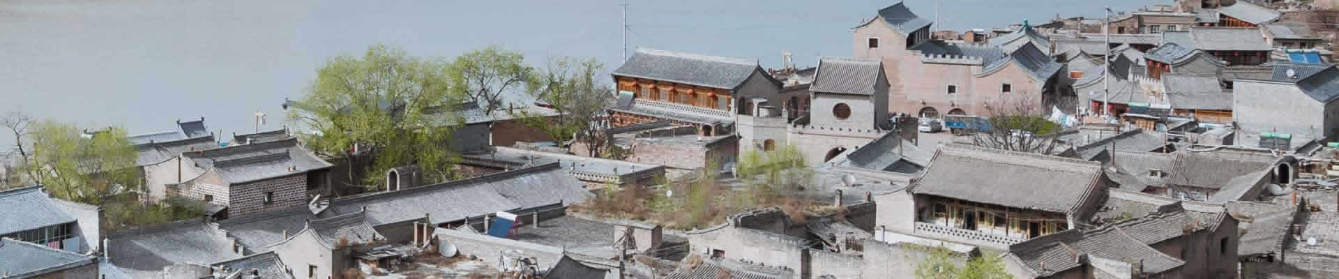 This trip is scheduled to take you to experience the prosperity of Qikou ancient town in the past, and you will also enjoy the spectacular scenery of the Yellow River from zero distance.