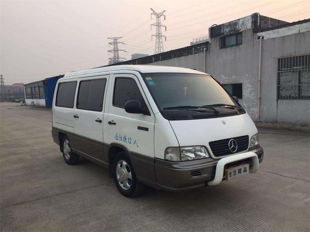 Toyota Hiace (or Similar), 13 seats