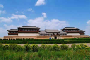 Xian Tour Package: Day Tour to Terracotta Warriors, Hanyangling Museum & Cave Homes From Xian