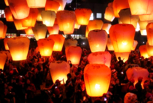 Xian_Private_Tours_Xian_Travel_Guide_Xian_Festivals_Chinese_Lanterns_Festival