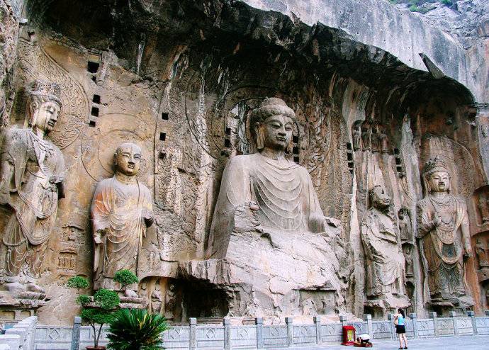 Longmen_grottoes