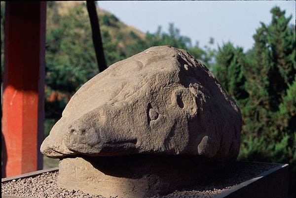 Huoqubing_Tomb.jpg