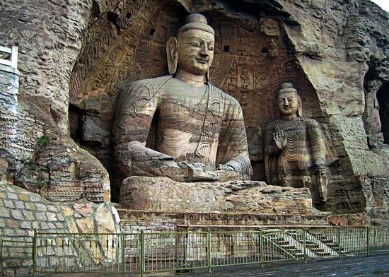 Yungang_Grottoes.jpg