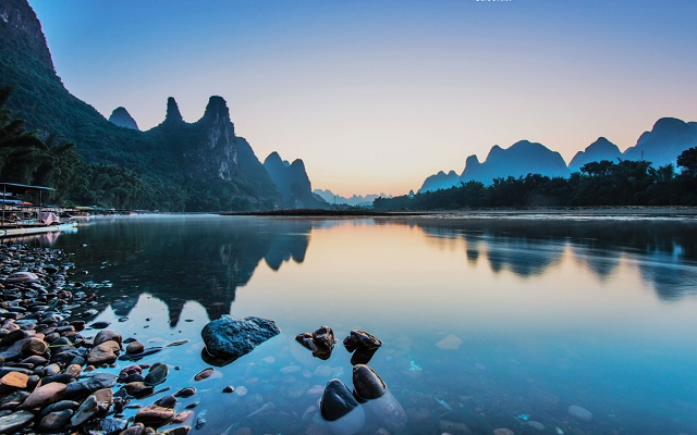 China_Tours_Li_River.jpg