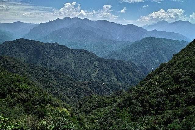 Qinghua_Mountain2.jpg