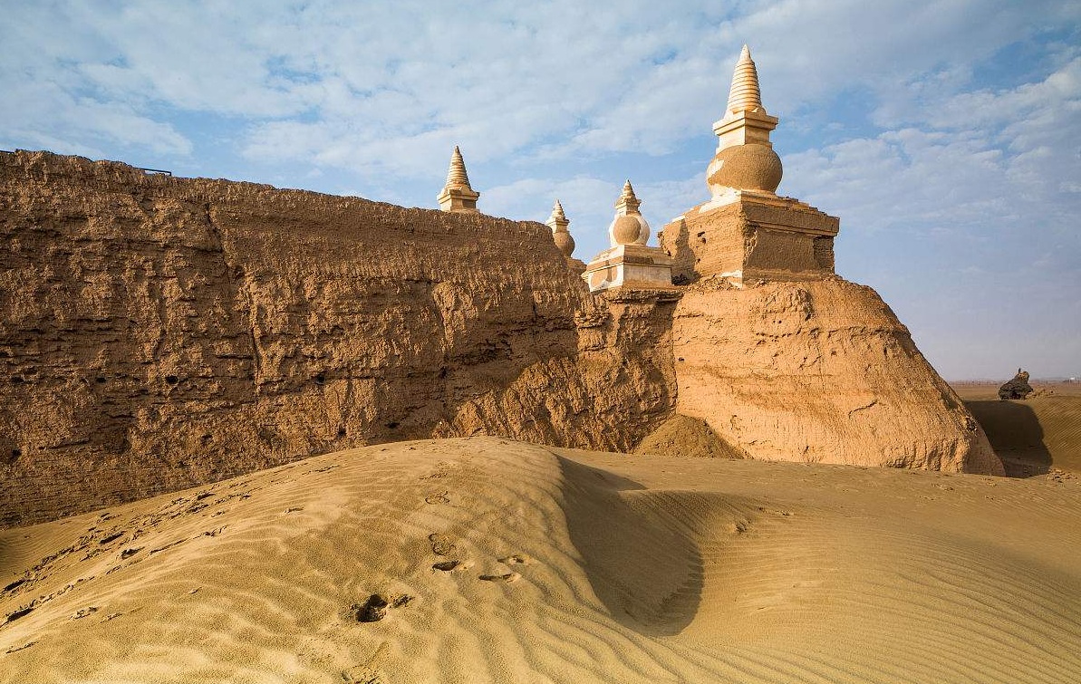 northwest_china_tour_5_days_xinjiang_minority_tour_with_gaochang_ancient_town.jpg