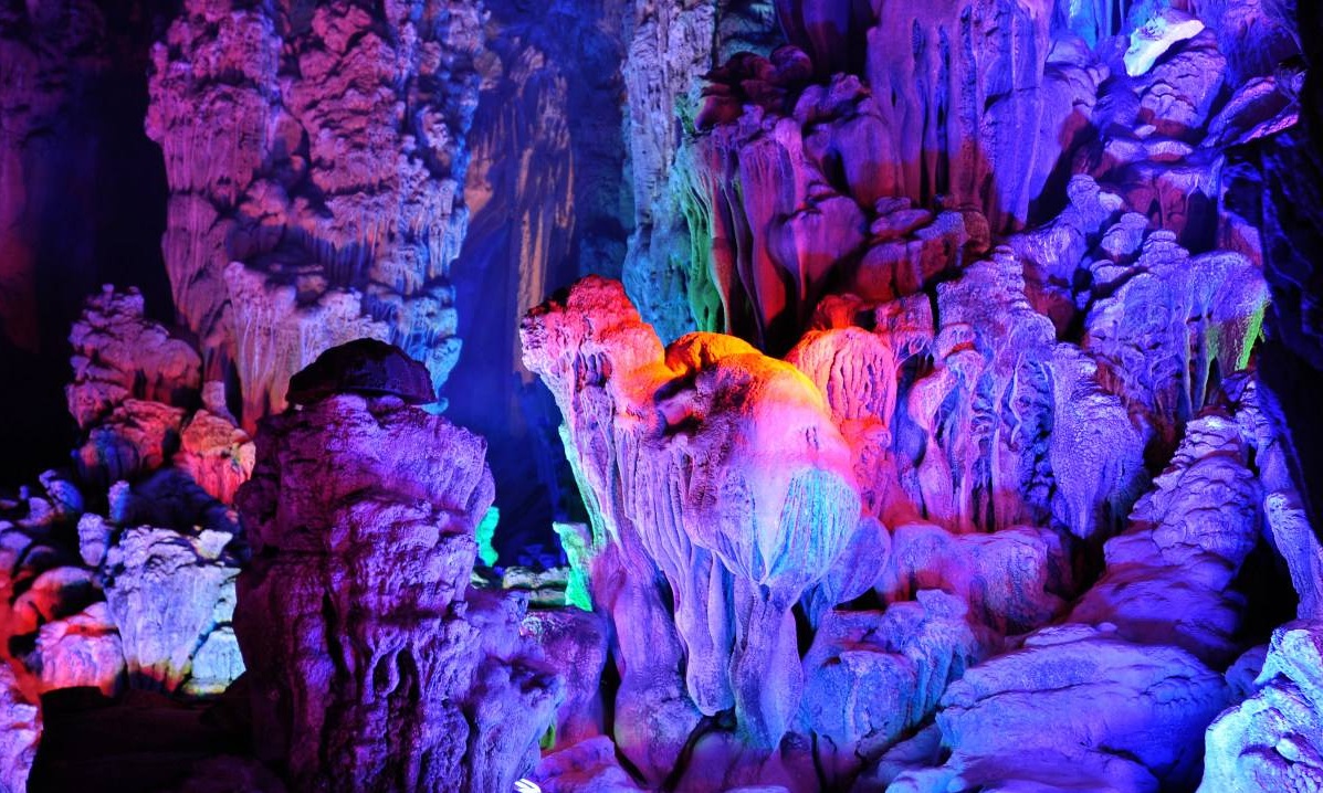 6_days_guilin_sightseeing_tour_with_reed_flute_cave.jpg