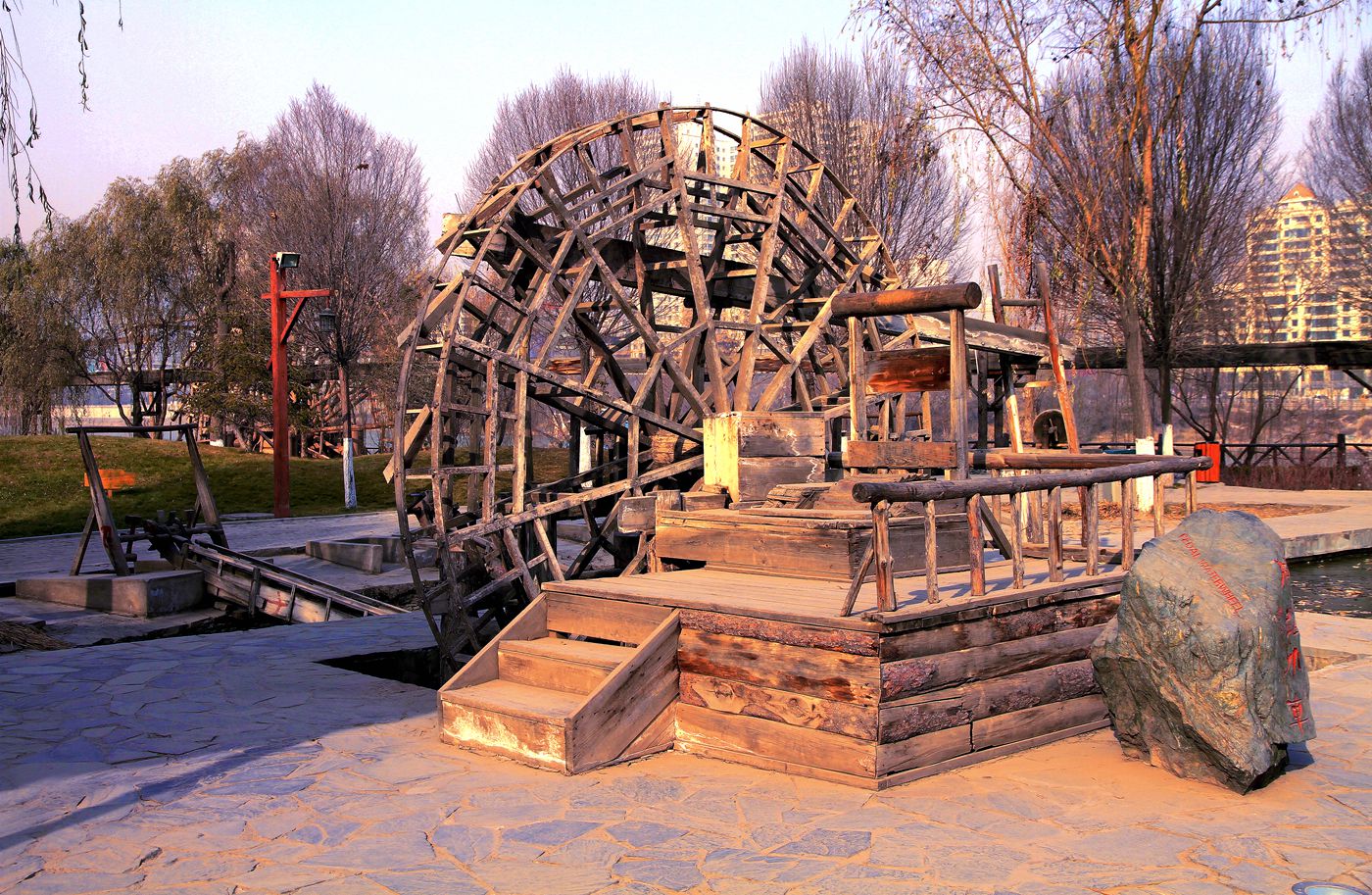 waterwheel_garden_of_xian_silk_road_tour.JPG