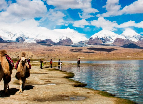 Karakul Lake.png