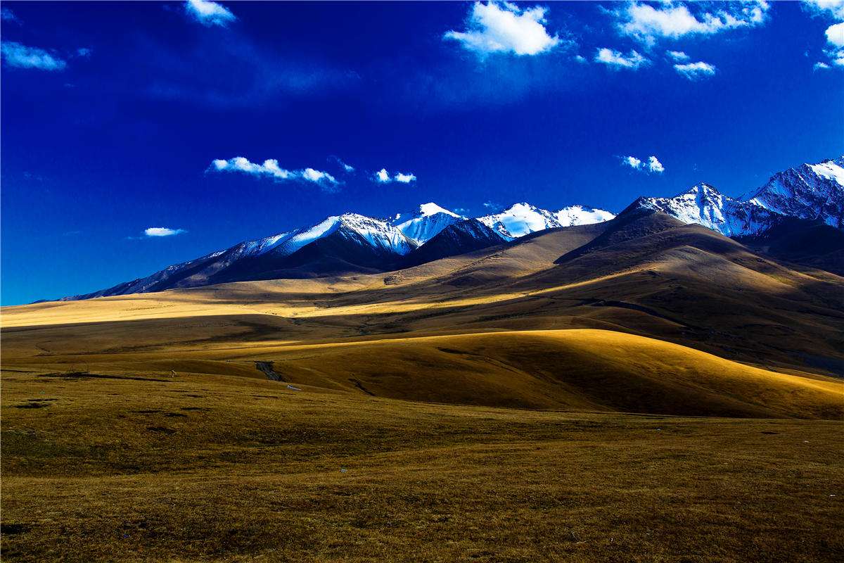 urumqi_tianshan_mountain1.jpg