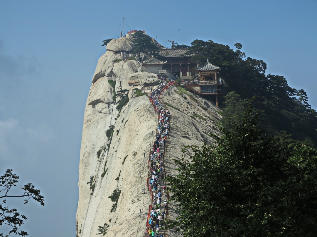 Mout_Huashan_1.jpg