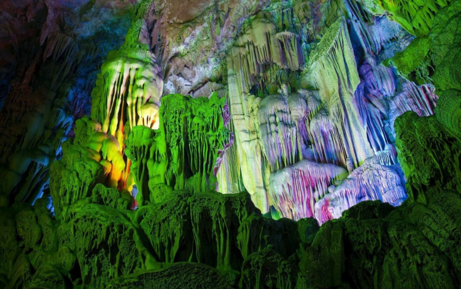 Reed_Flute_Cave.jpg