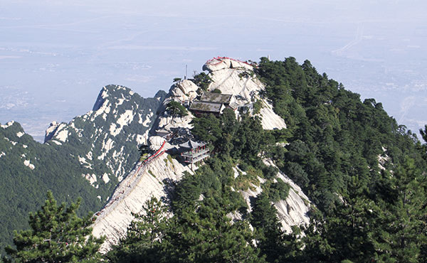 huashan_mountain1.jpg