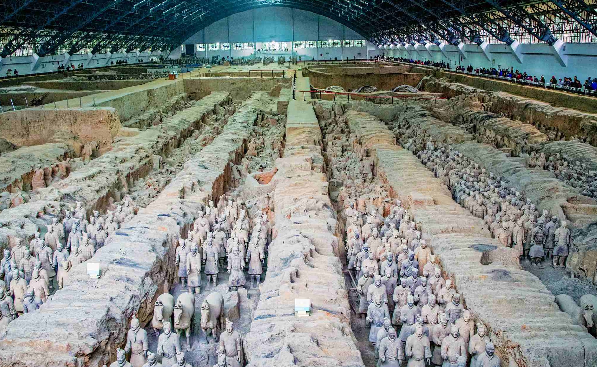 xian_terracotta_warriors.jpg