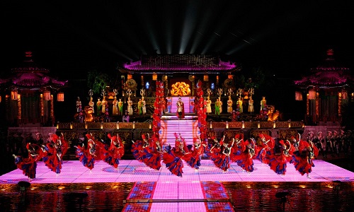 tang-yue-gong-show