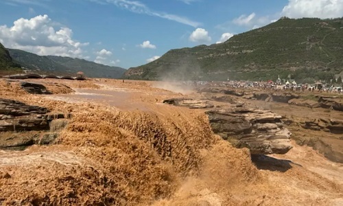 Xian-shanxi-hukou-water-fall