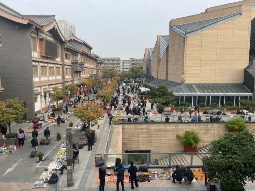 International-Antiques-Market2