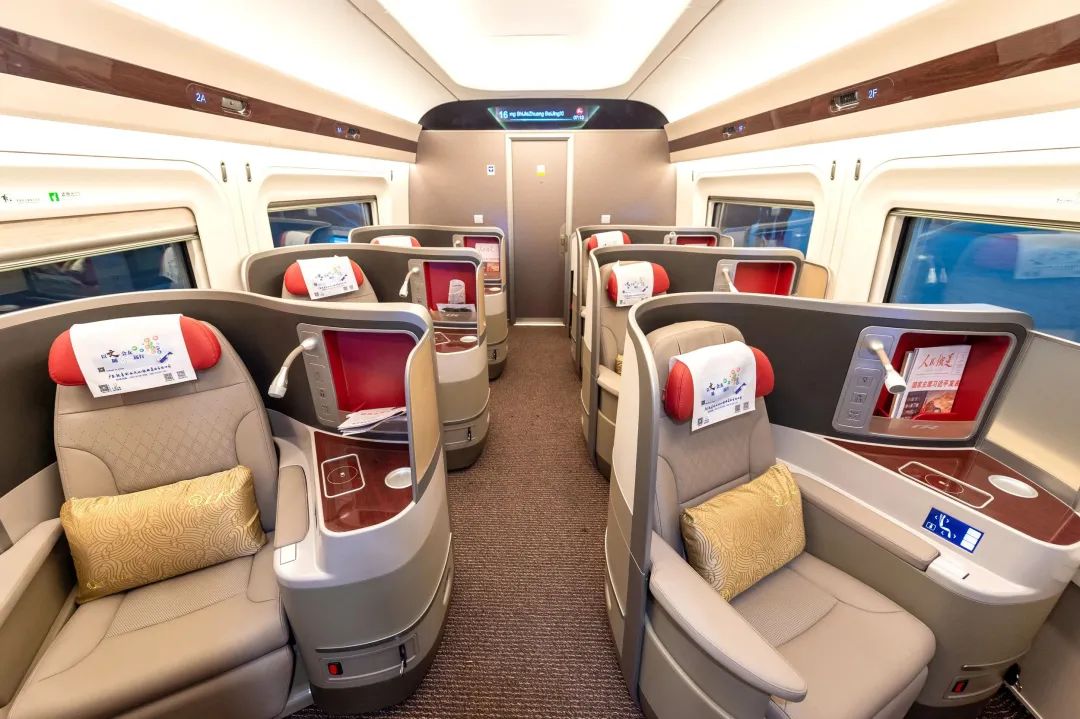 Business-Class-Seat-01
