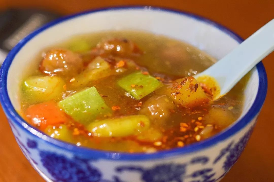 Rouwan-Hulatang-01 Rouwan-Hulatang-01