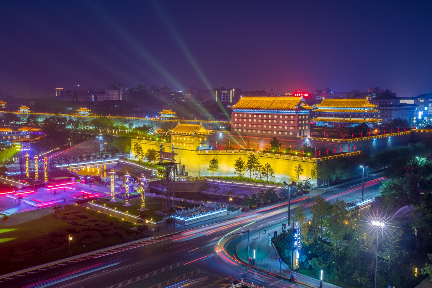 Ancient-City-Wall-Night-01