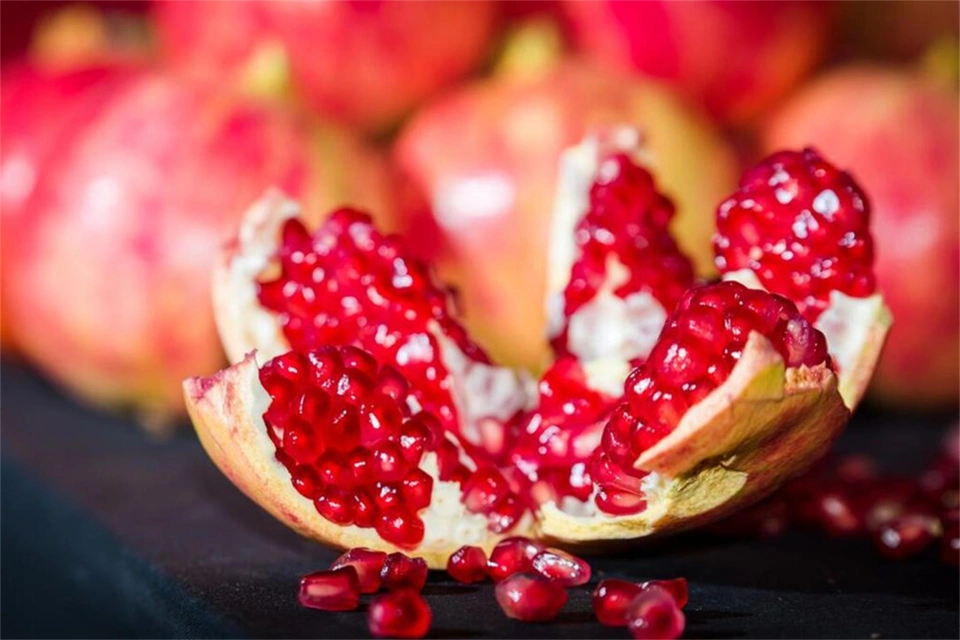 Pomegranates Pomegranates
