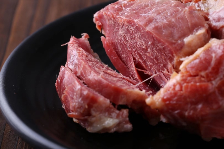 Cured-Beef-and-Mutton-01