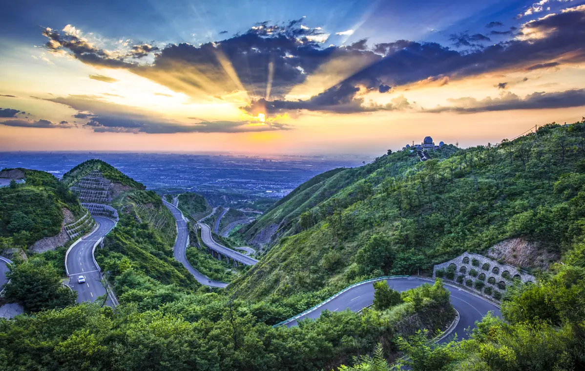 Li-Mountain Li-Mountain