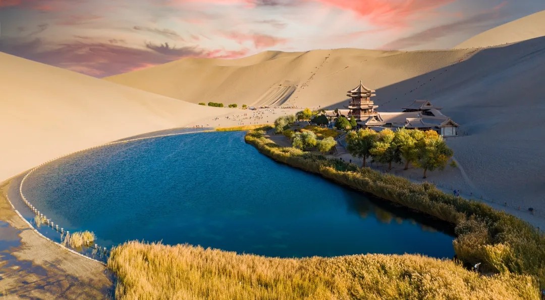 Crescent-Moon-Spring