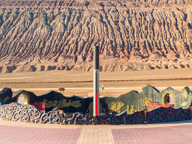 Flaming-Mountains-08