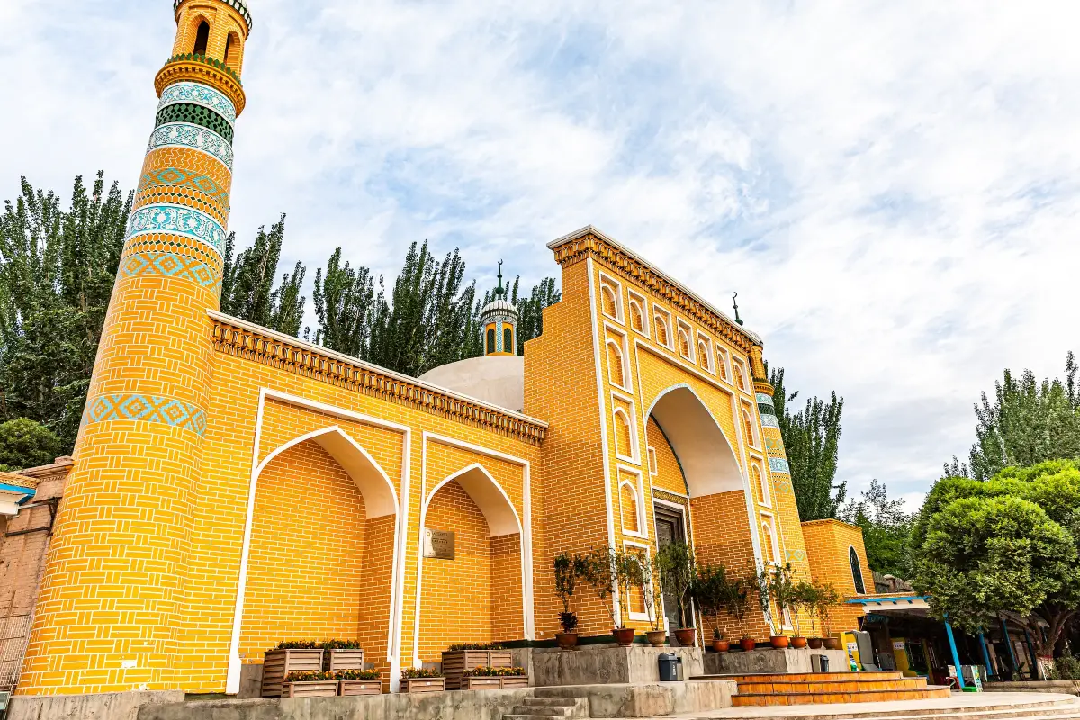 Grand-Id-Kah-Mosque-01