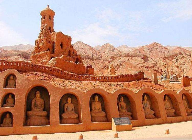 Bezeklik-Thousand-Buddha-Caves-10