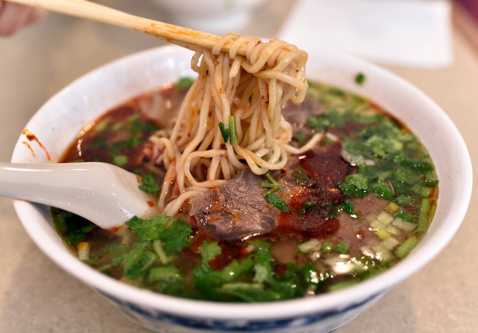 hand-pulled-noodles-2