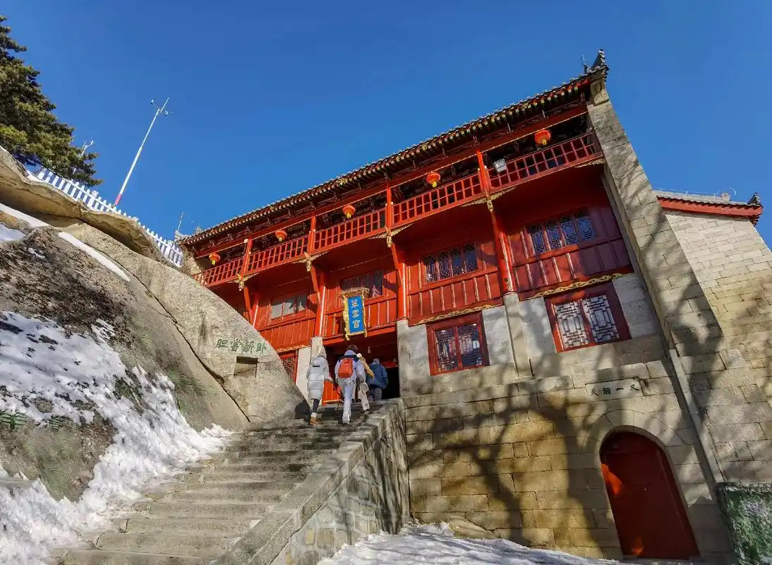 Cuiyun-Palace