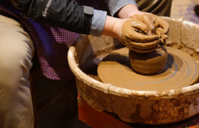 Jade-Carving-and-Porcelain-Making2