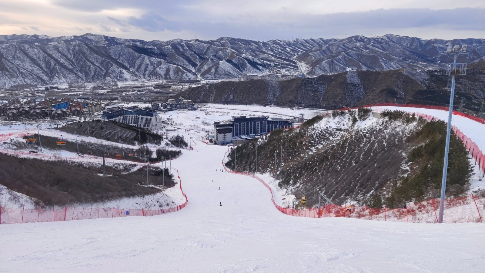 ski-track