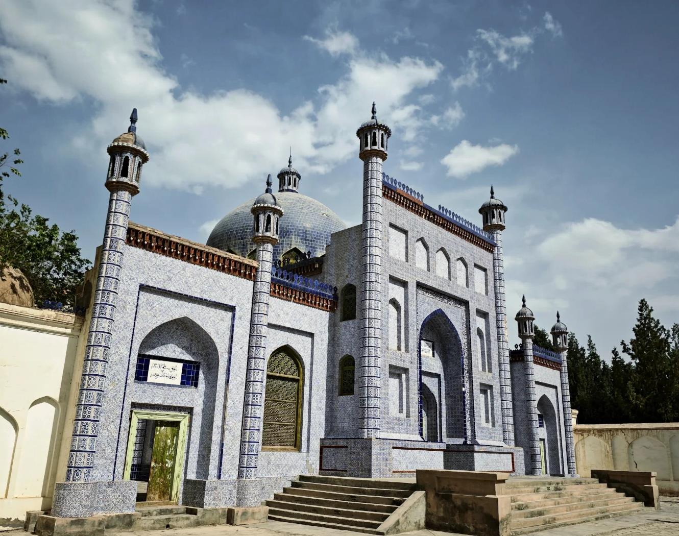 Yusup-Has-Hajip-Mausoleum1