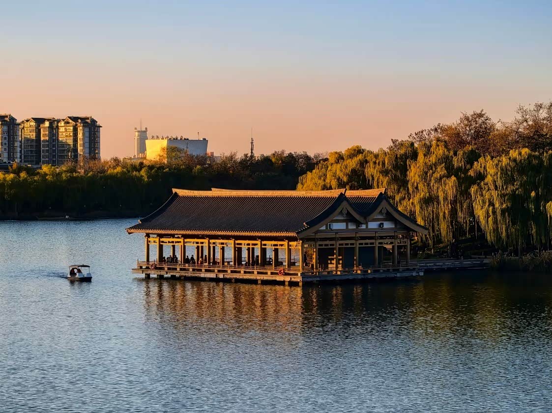 Qujiang-Pool-Ruins-Park2