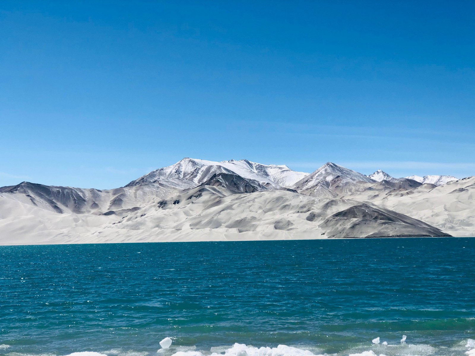 Muztagh-Ata-Glacier-Park2