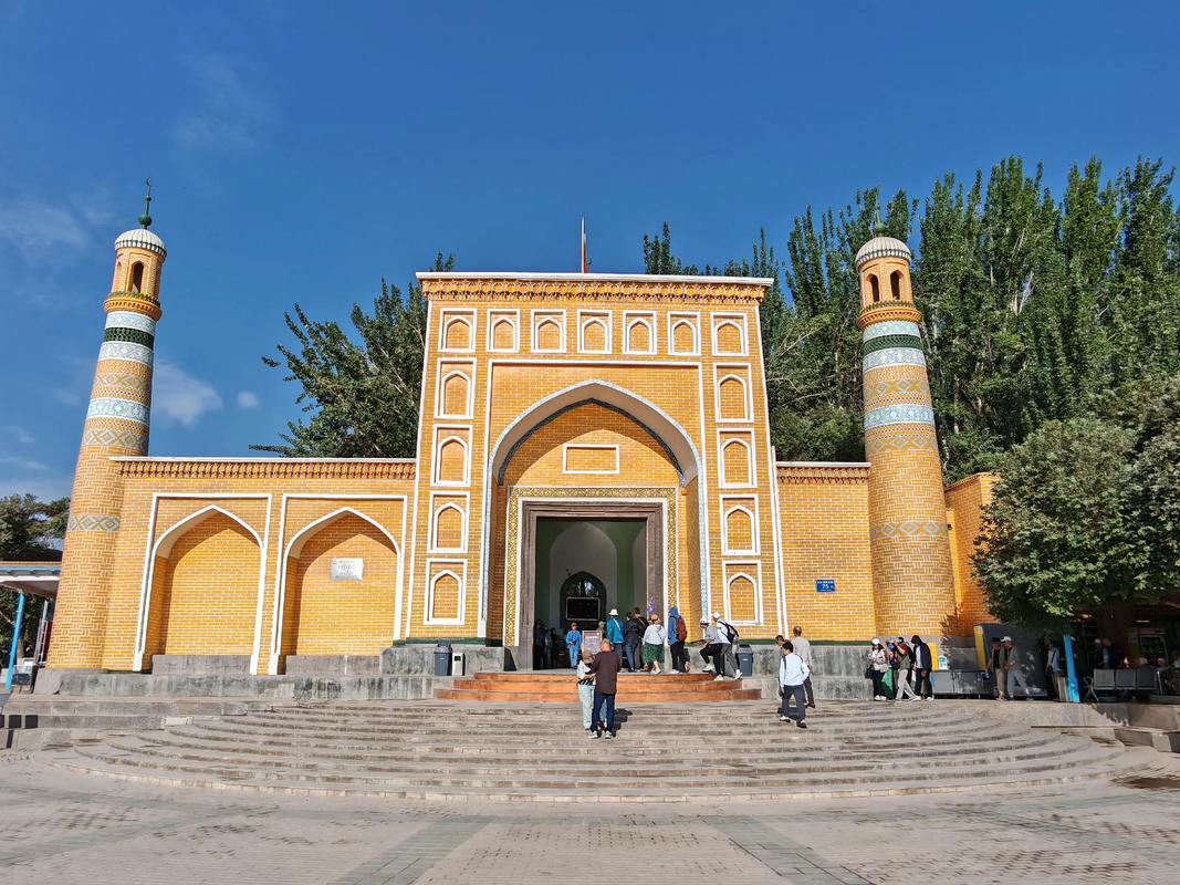 Id-Kah-Mosque1