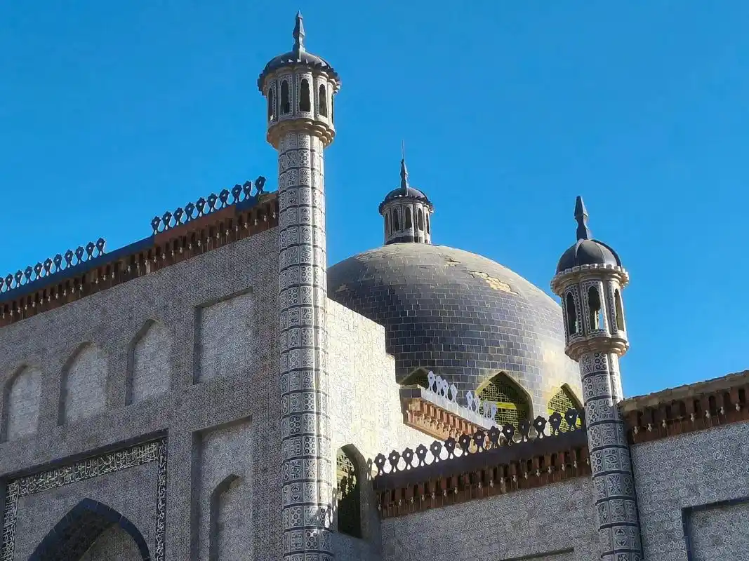 Id-Kah-Mosque2