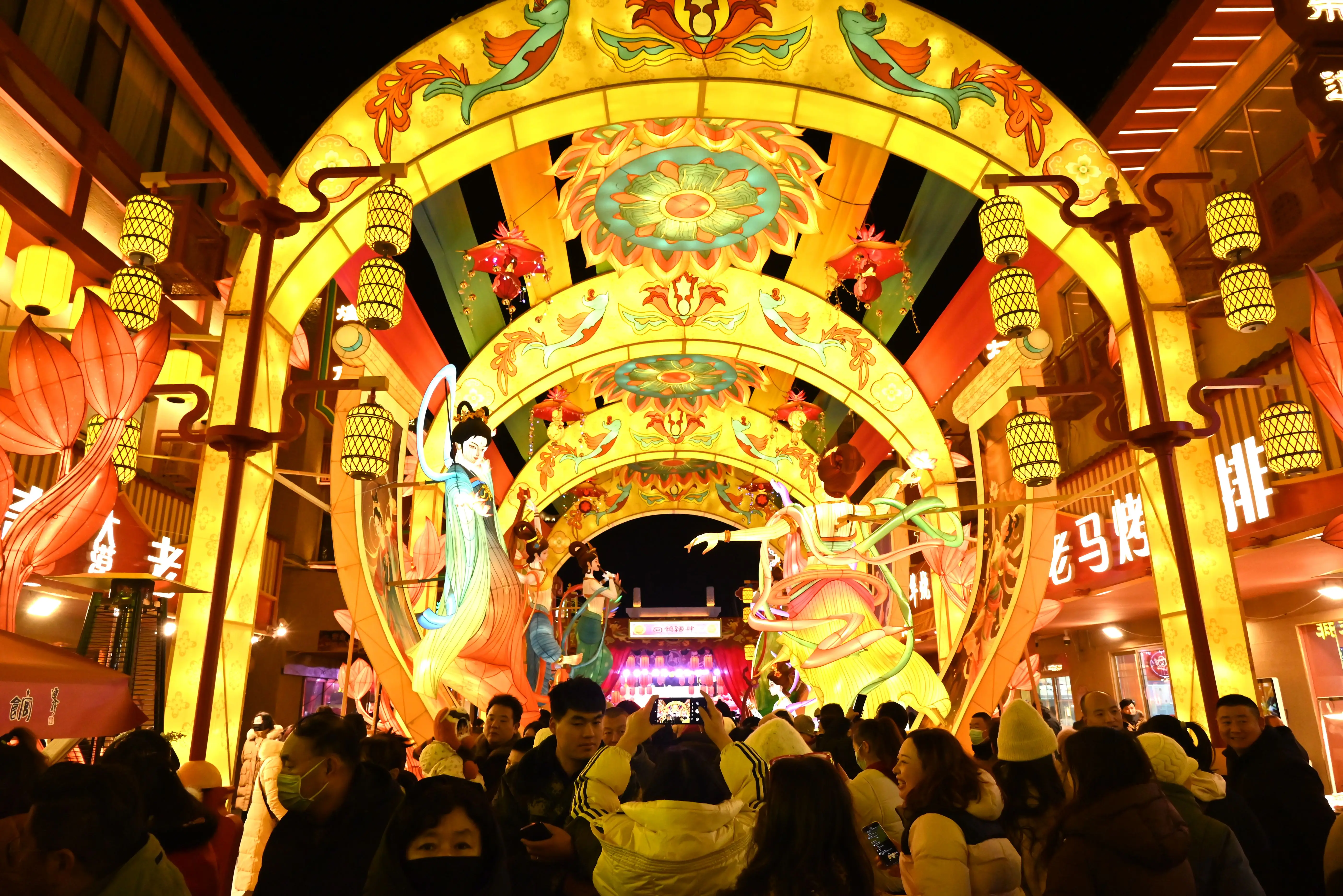 Dunhuang-Lantern-Festival1