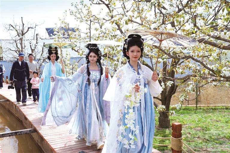 Hanfu-Costume-Photoshoot