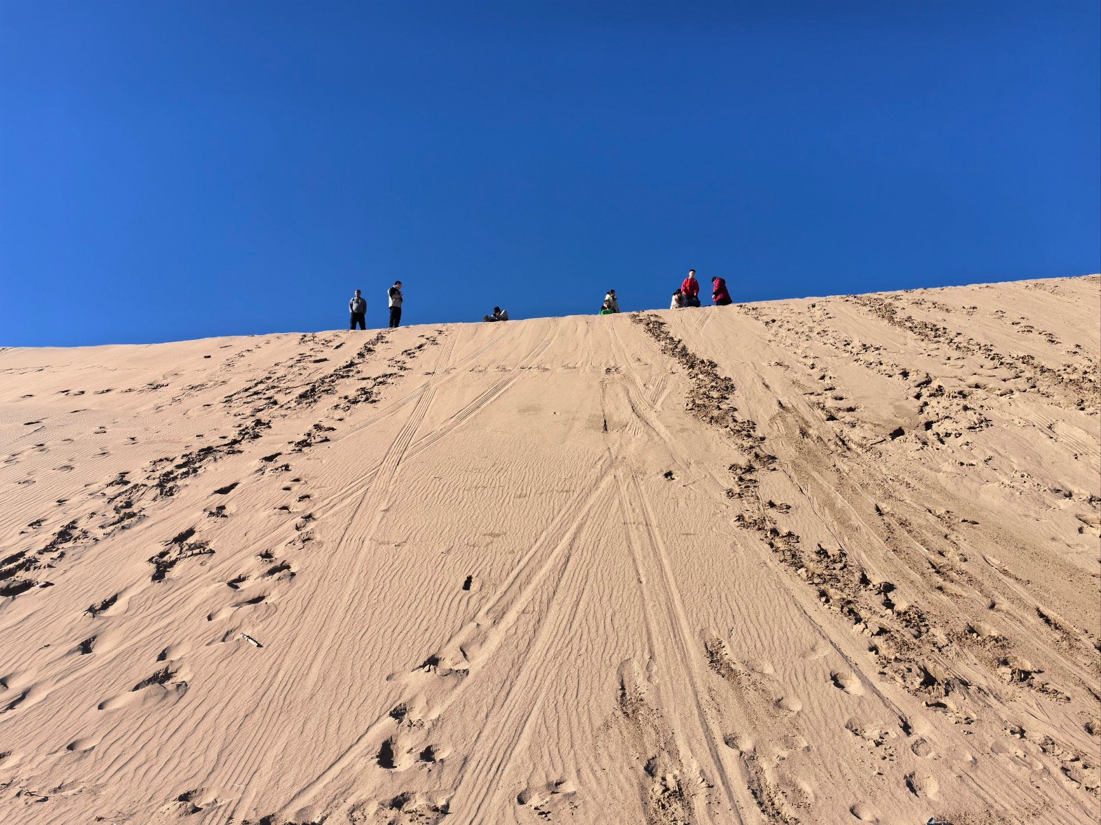 Mingsha-Mountain-Desert1